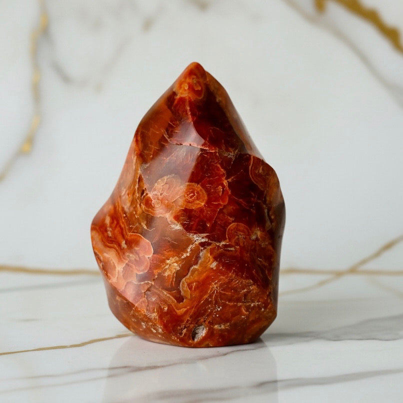 Karneol Flamme – Strahlendes Kristallobjekt CrystalScents
