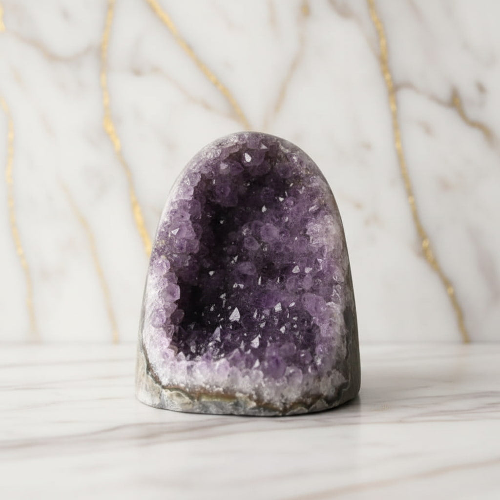Große Amethystdruse – Majestätisches Naturkunstwerk CrystalScents