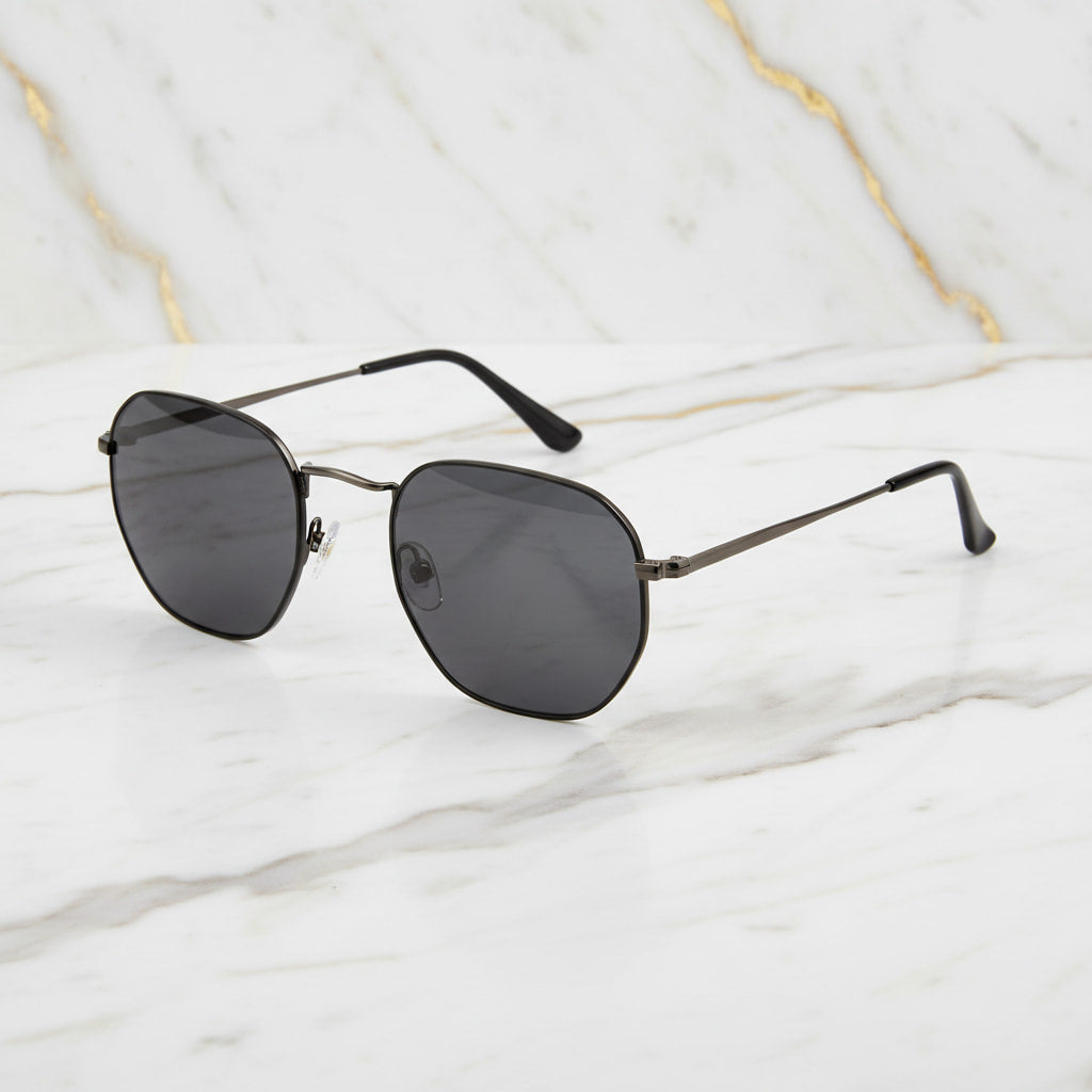 Sonnenbrille in Schwarz - Eckig CrystalScents