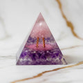 Orgonit Pyramide – Kirschblütenzauber mit Amethyst & Rosenquarz CrystalScents