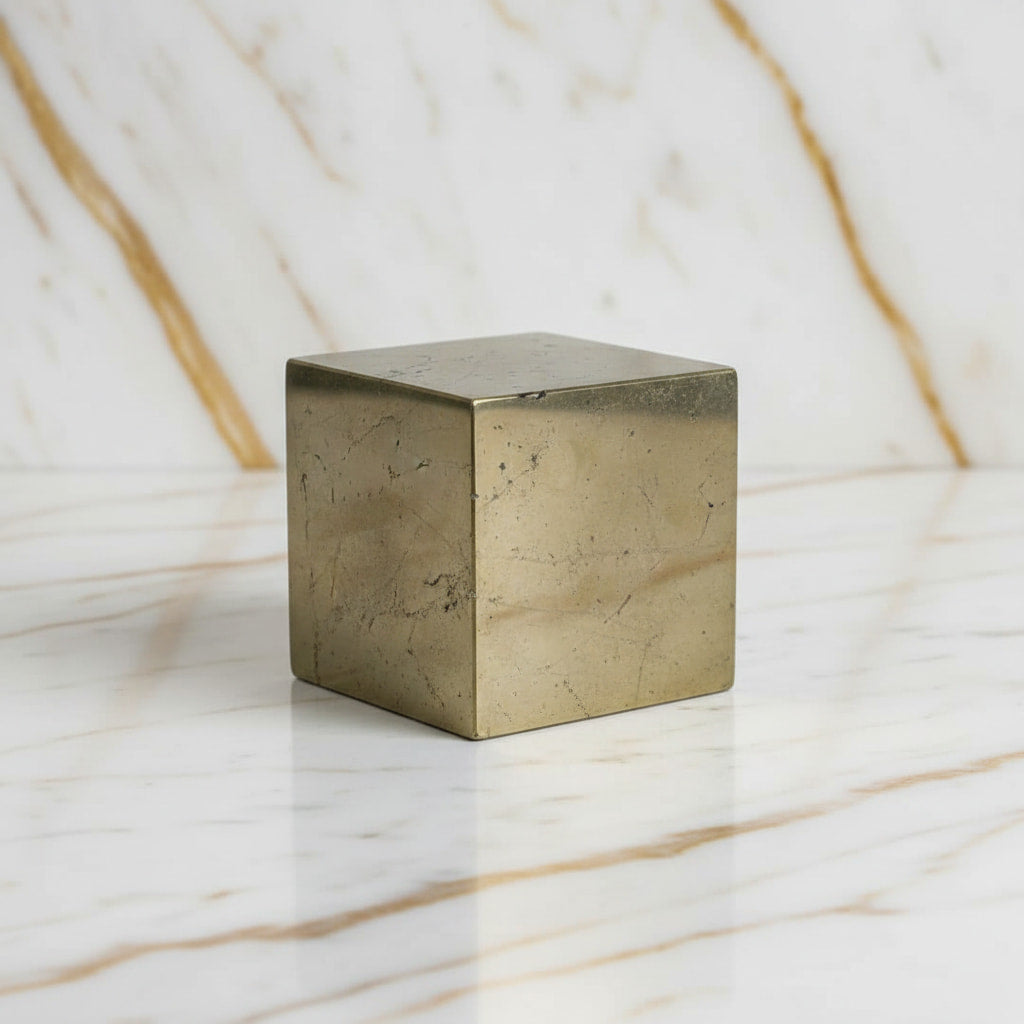 Großer Pyrit Würfel - Kraftvoll & Kubisch CrystalScents