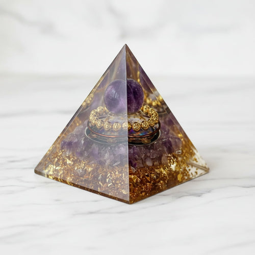 Amethyst Orgonit Pyramide - Klarheit & Intuition CrystalScents