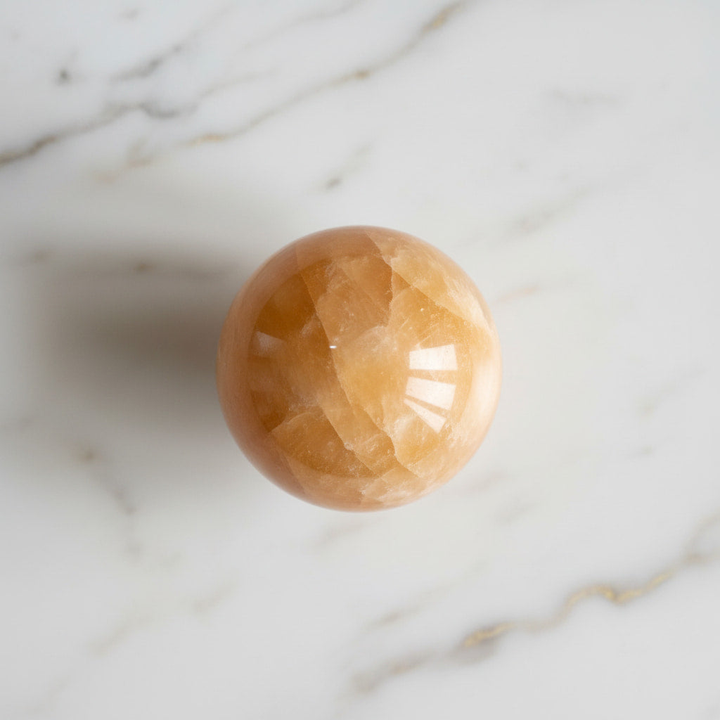 Calcit Kugel - Sonnige Lebensfreude