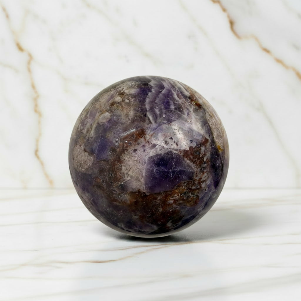 Amethyst Kugel – Ruhe & Inspiration CrystalScents