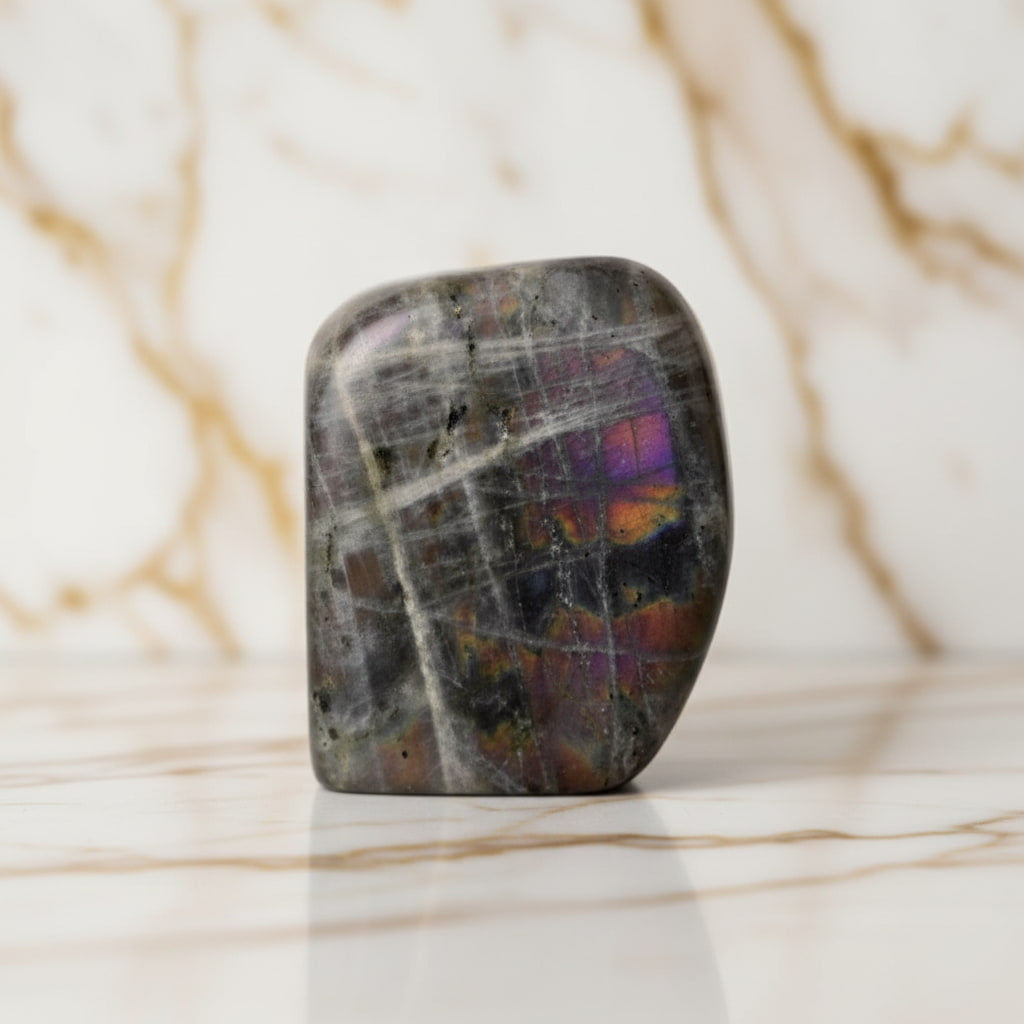 Labradorit Sunset Freiform – Irisierender Farbwechsel CrystalScents