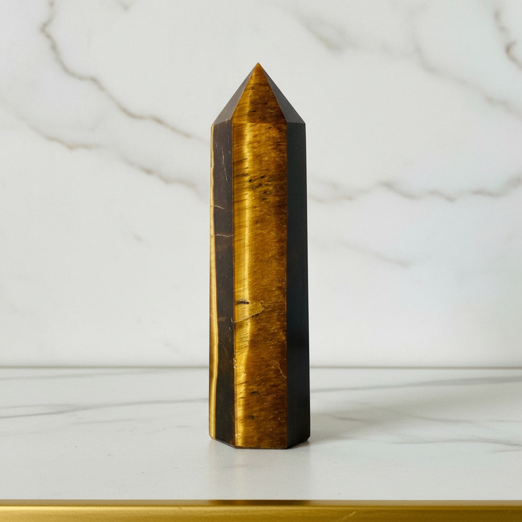 Tigerauge Obelisk – Wirkung & natürliche Schönheit