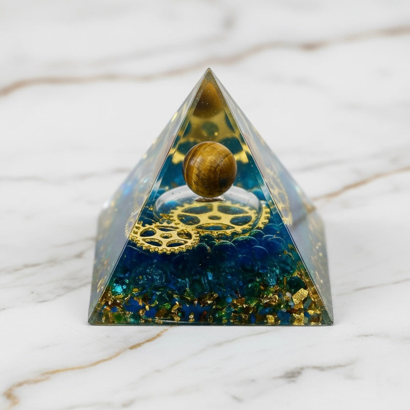 Tigerauge Orgonit Pyramide - Zahnrad Design