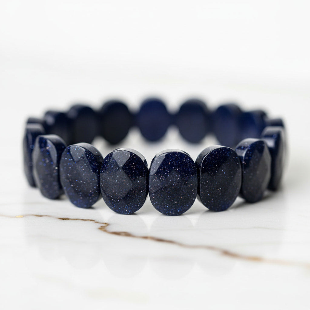 Blaufluss Armband – Facettiertes Funkeln