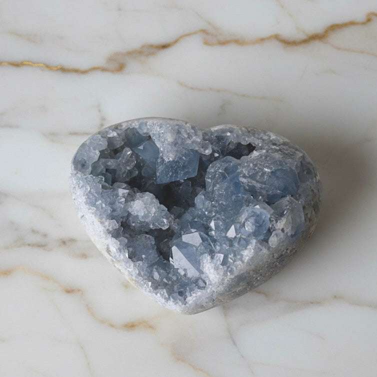 Celestit Cluster Herz – Liebe & Harmonie JETZT sichern CrystalScents