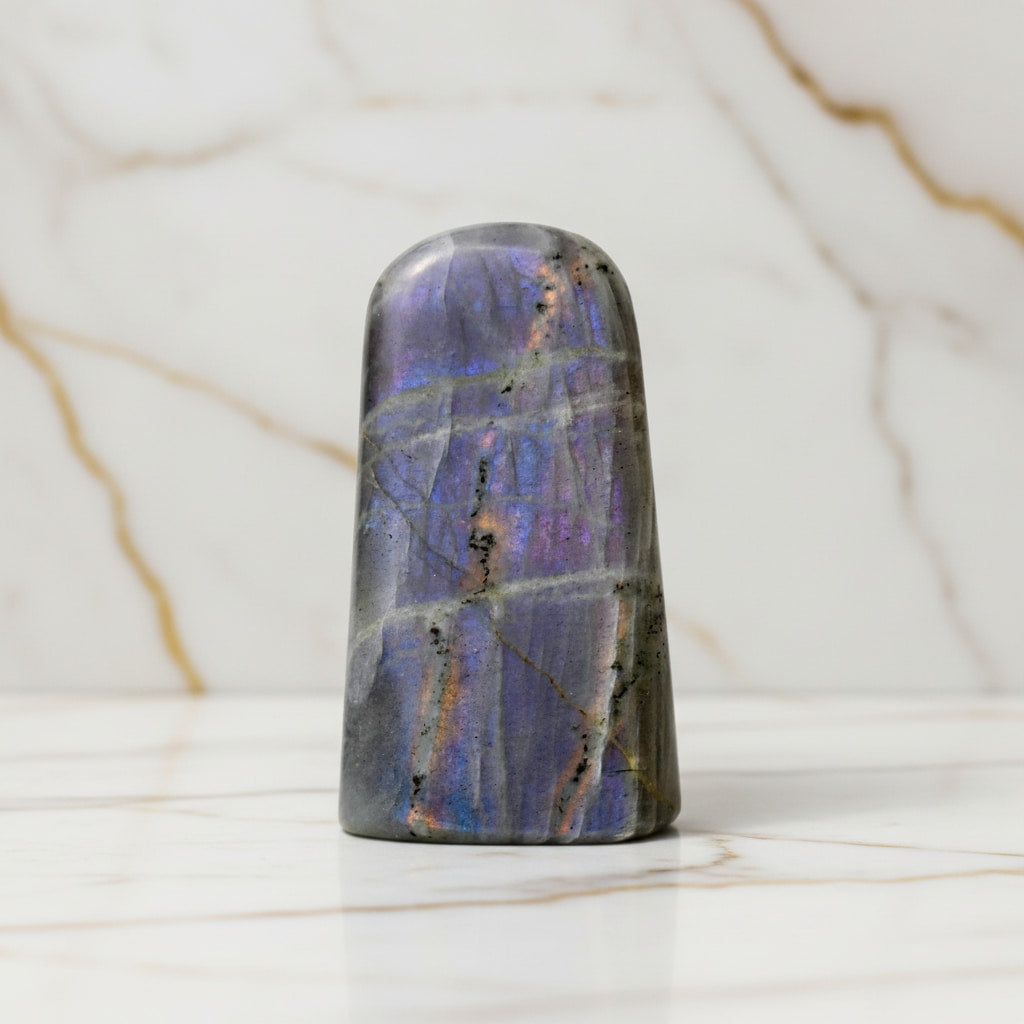 Labradorit Sunset Freiform – Leuchtende Natur CrystalScents