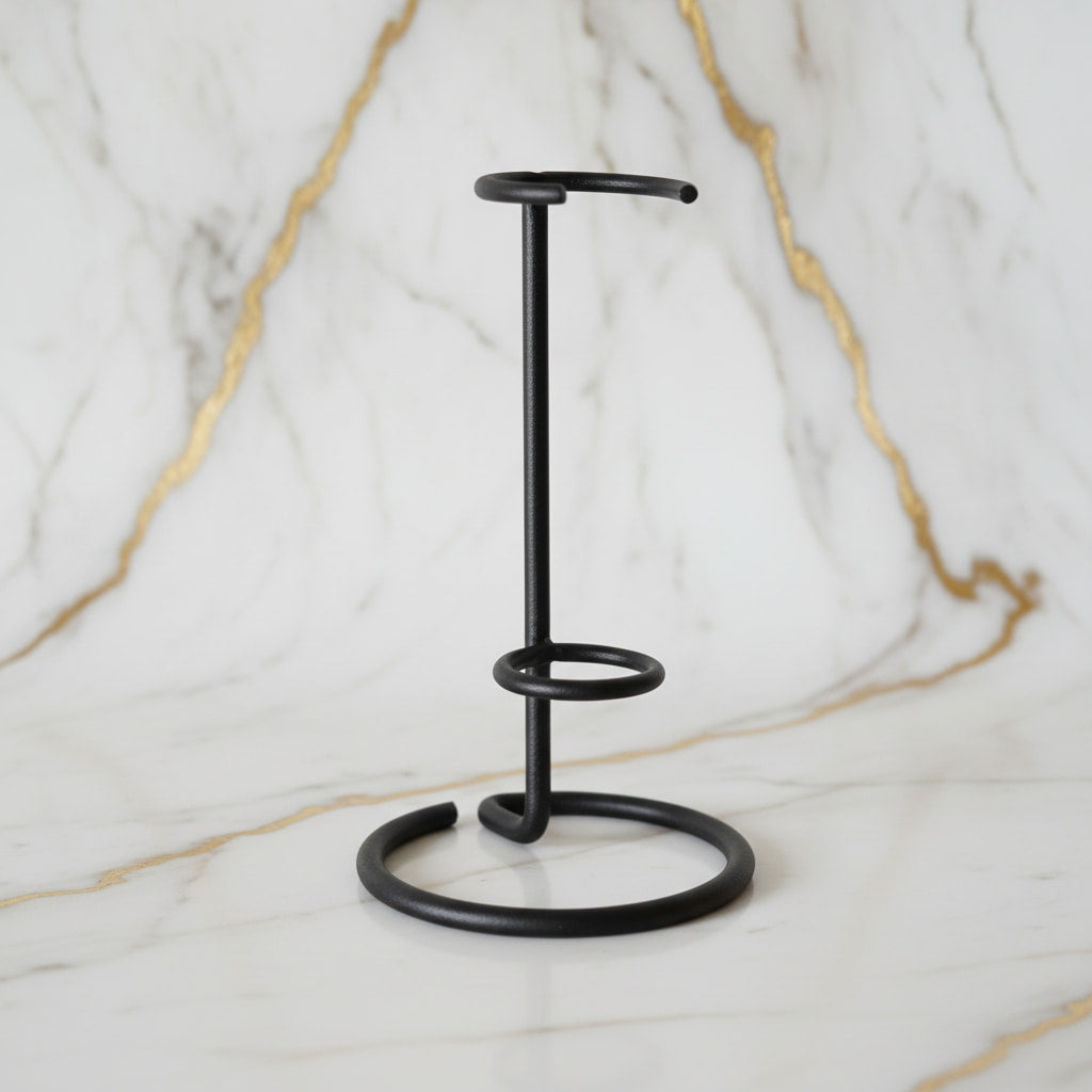 Obeliskhalter Schwarz – Dekorativ, schlicht & modern