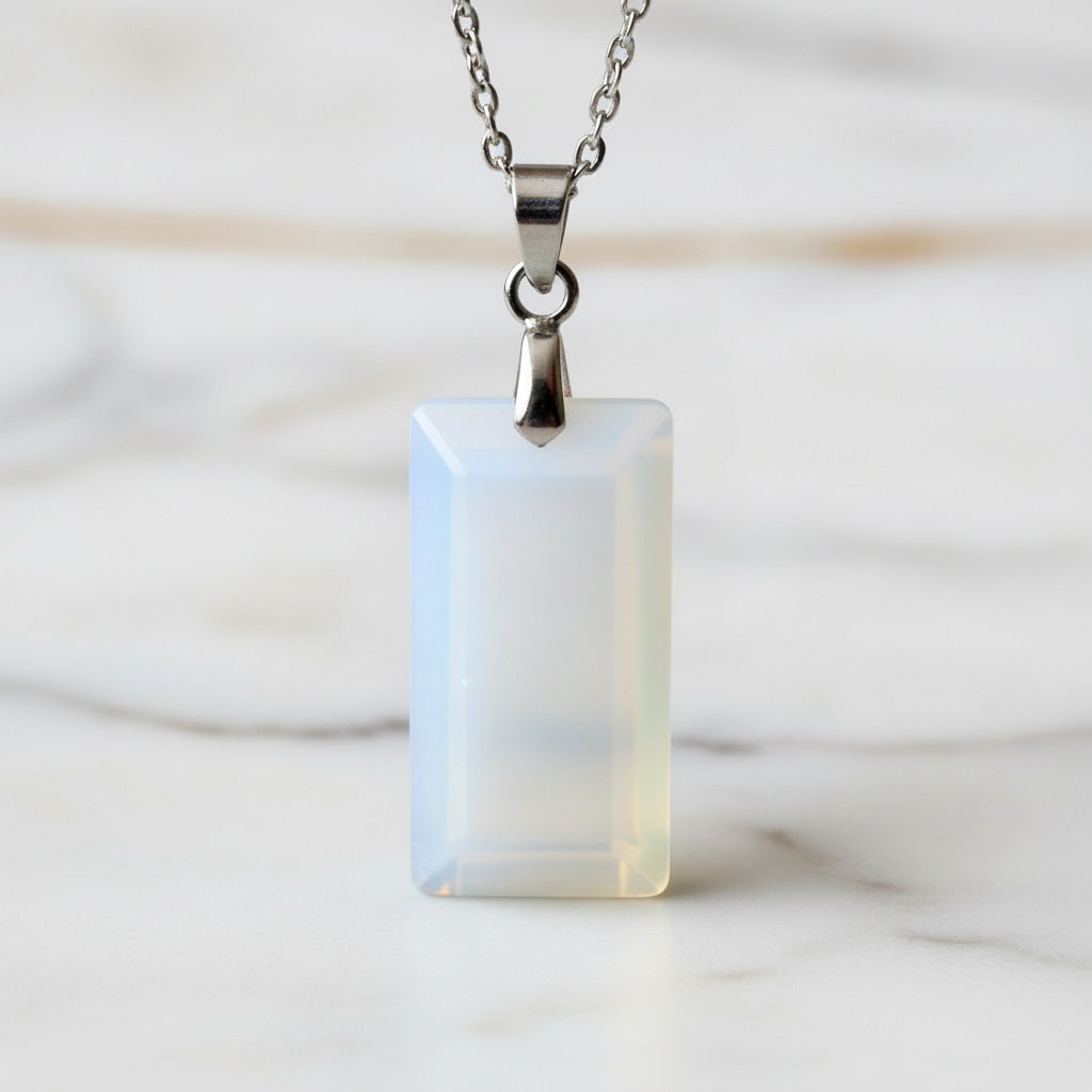 Opalit Halskette - Geschliffener Anhänger CrystalScents