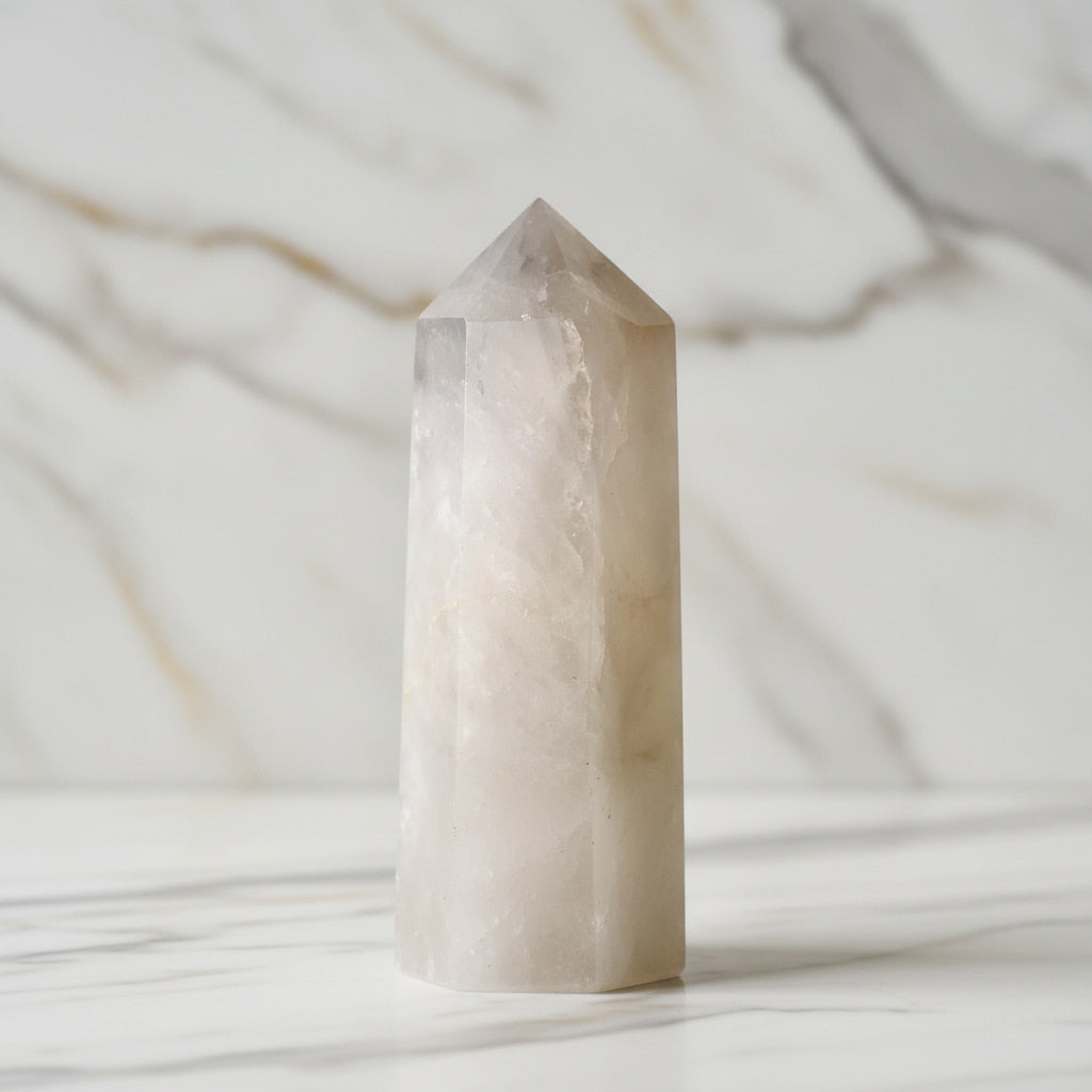 Bergkristall Obelisk – Positive Energie JETZT sichern CrystalScents
