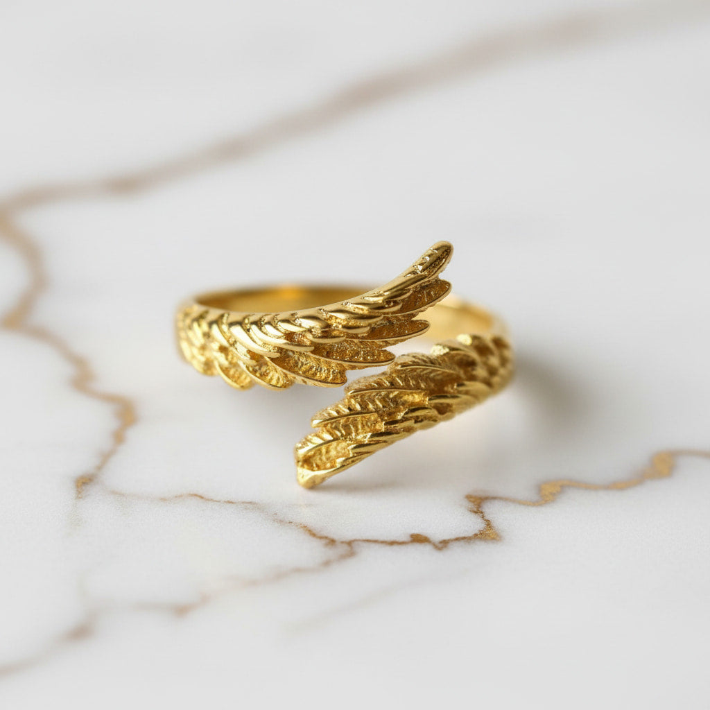 Ring mit Flügeln - Eine sanfte Umarmung CrystalScents
