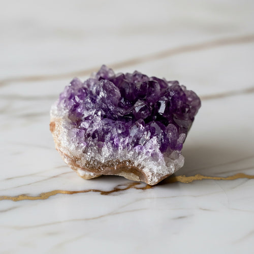 Amethyst Cluster – Funkelndes Unikat CrystalScents