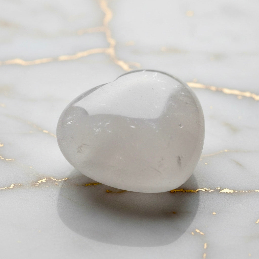 Mini Bergkristall Herz – Natürliche Kraftquelle CrystalScents