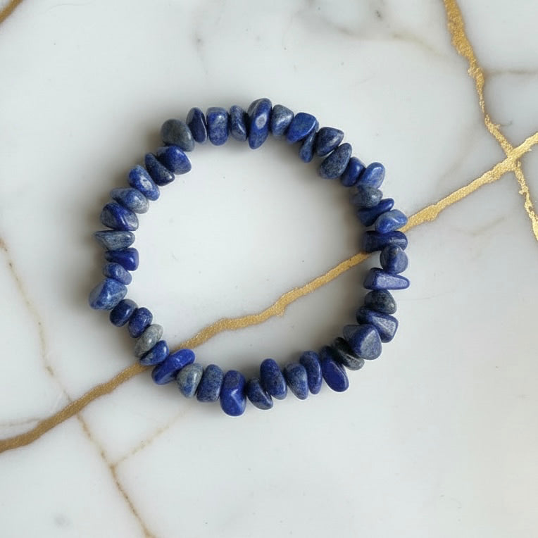 Lapislazuli Splitterarmband – Fokus & Klarheit CrystalScents
