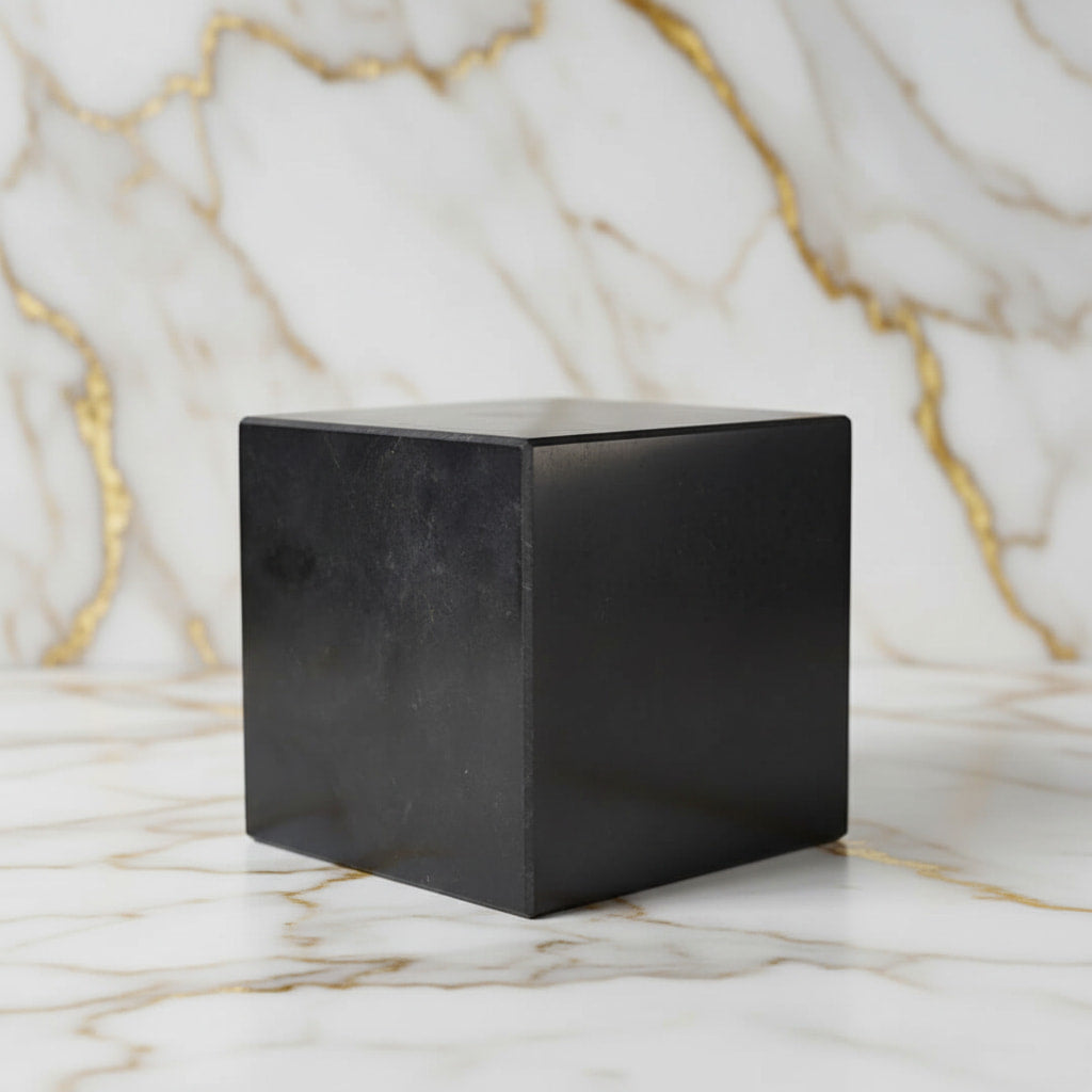 Großer Shungit Würfel – Massives Highlight CrystalScents