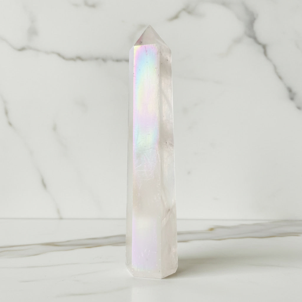 Bergkristall Obelisk – Aura beschichtet JETZT entdecken CrystalScents