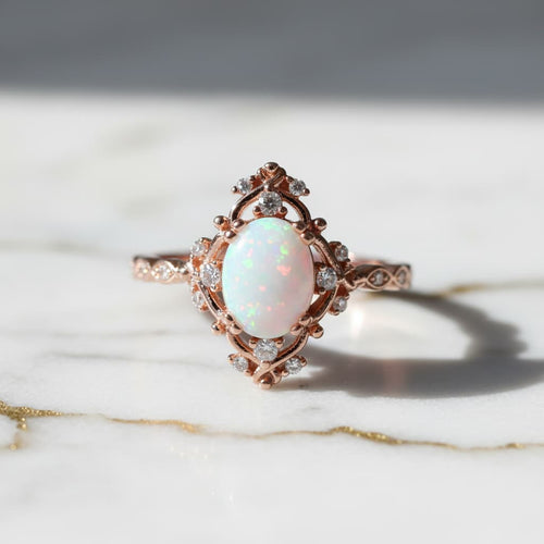 Opal Ring - Roségoldene Eleganz CrystalScents