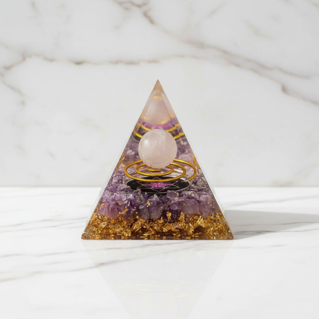 Amethyst Orgonit Pyramide - Klarheit & Inspiration CrystalScents