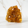 Amethystdruse Gelb – Funkelnder Blickfang für stilvolles Zuhause CrystalScents