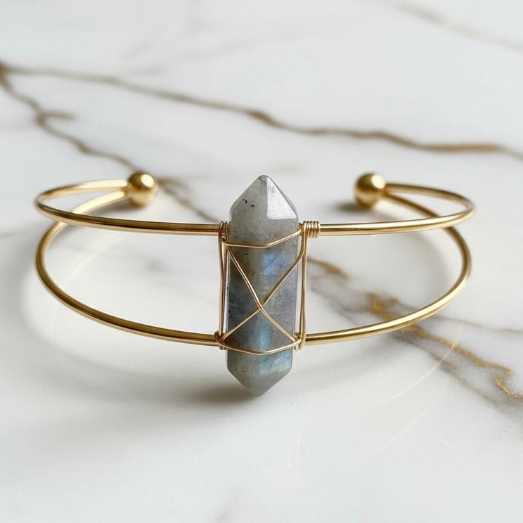 Mondstein Armreif – Ausstrahlung & magische Energie CrystalScents