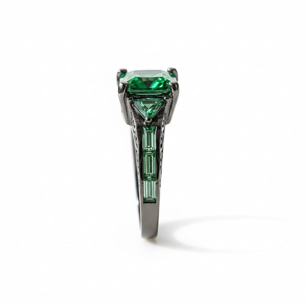 Ring in Silber mit quadratischem grünen Steinen CrystalScents