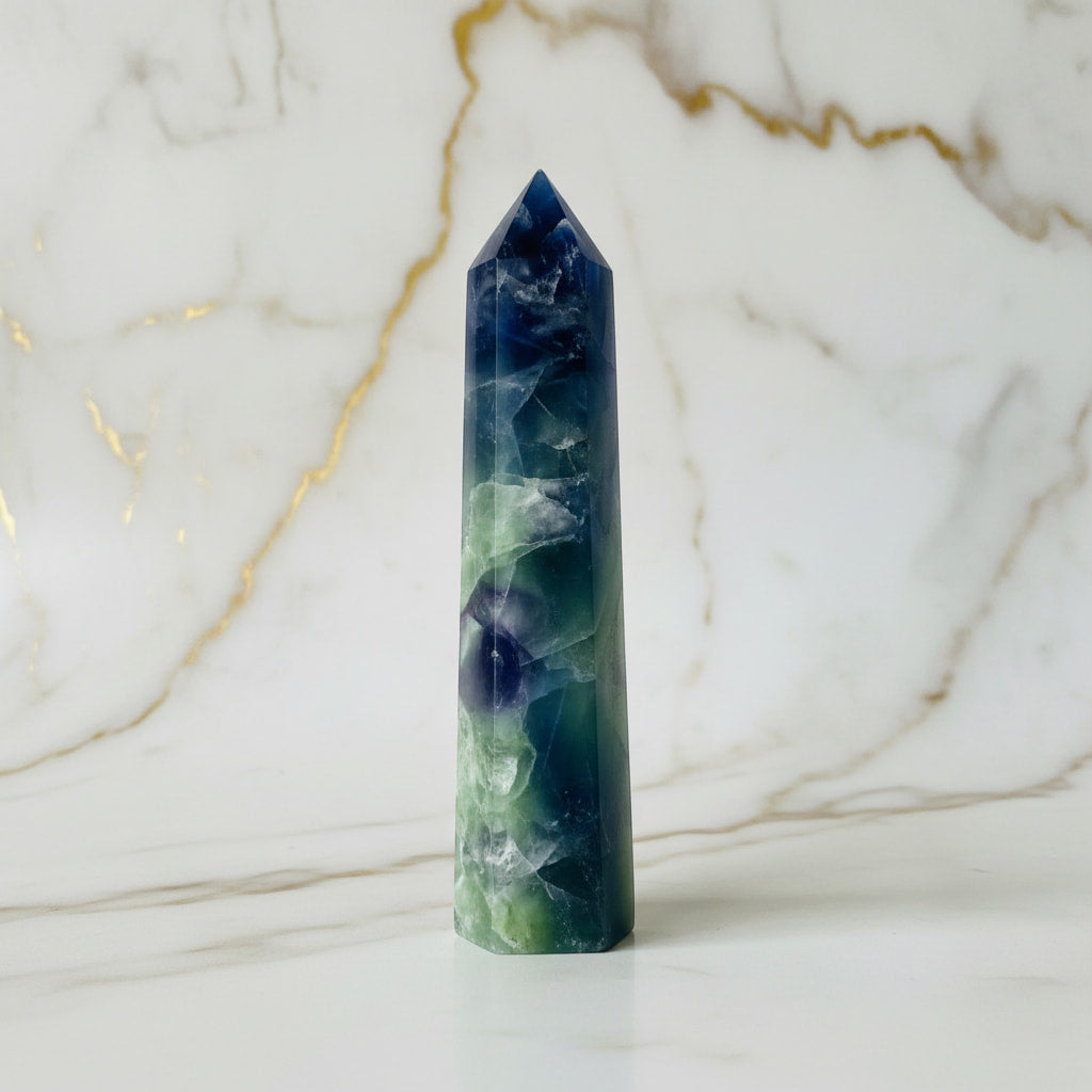 Fluorit Obelisk – Harmonie & Klarheit JETZT sichern CrystalScents