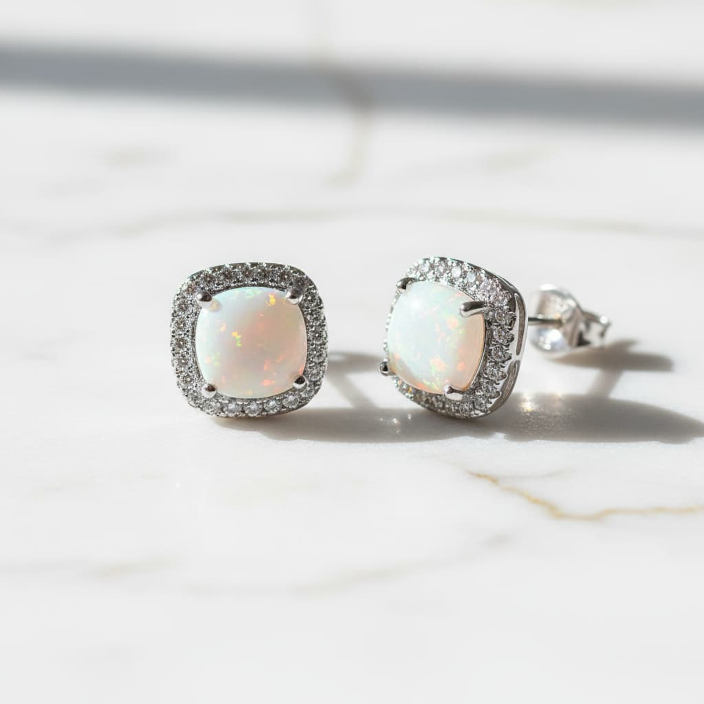 Opal Ohrringe  – Silbernes Schimmern