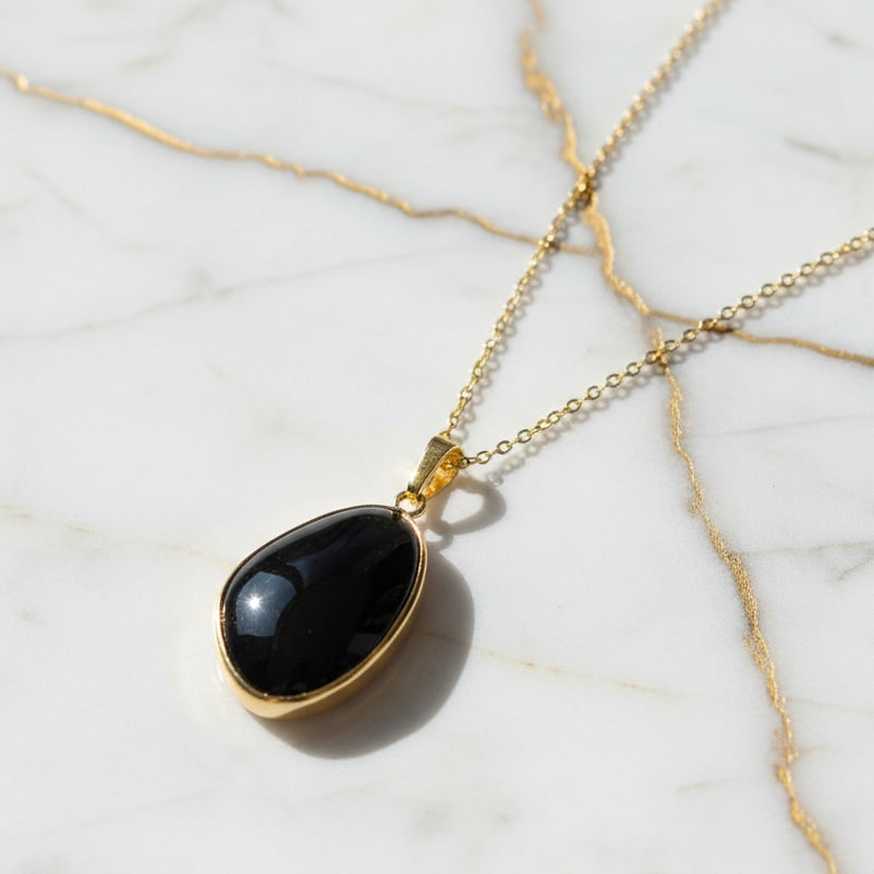 Obsidian Halskette – Zeitlos & Stark CrystalScents
