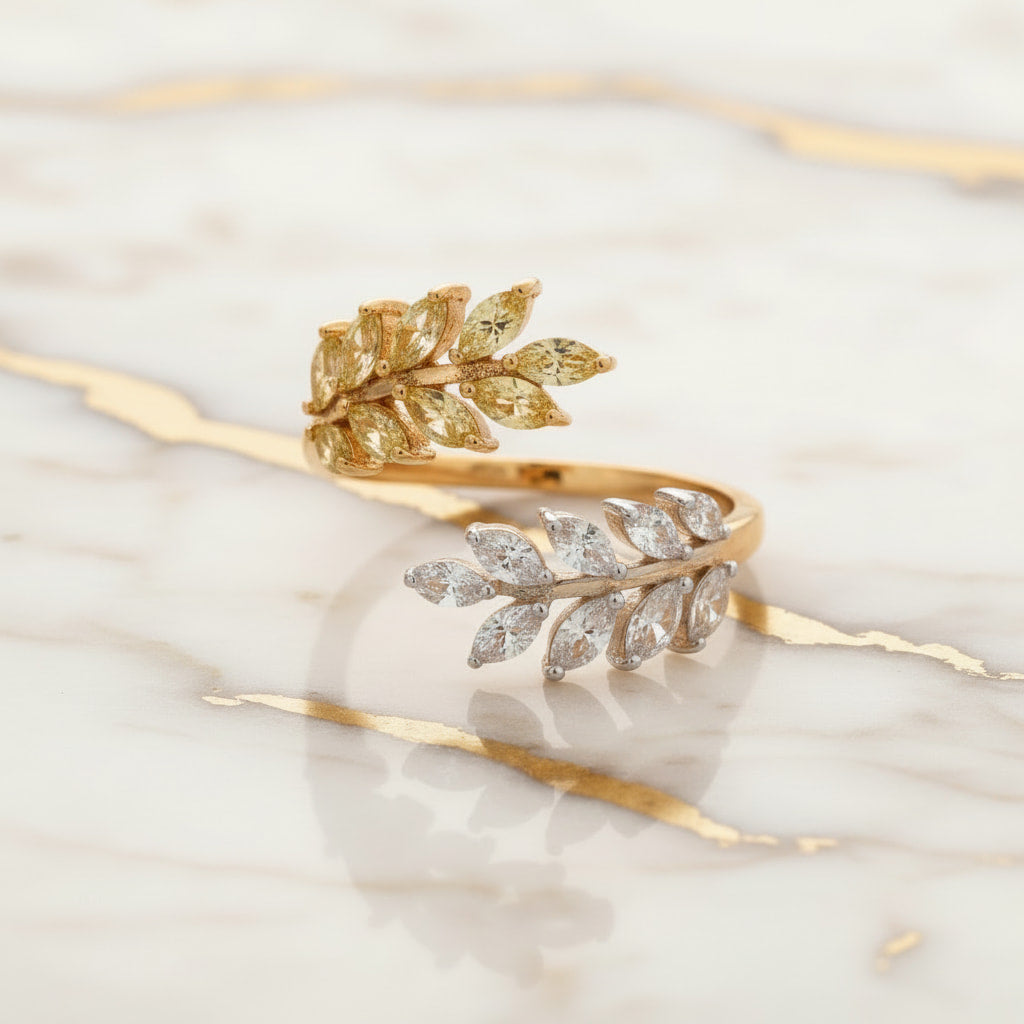 Ring mit offenem Blatt-Design in Champagner CrystalScents