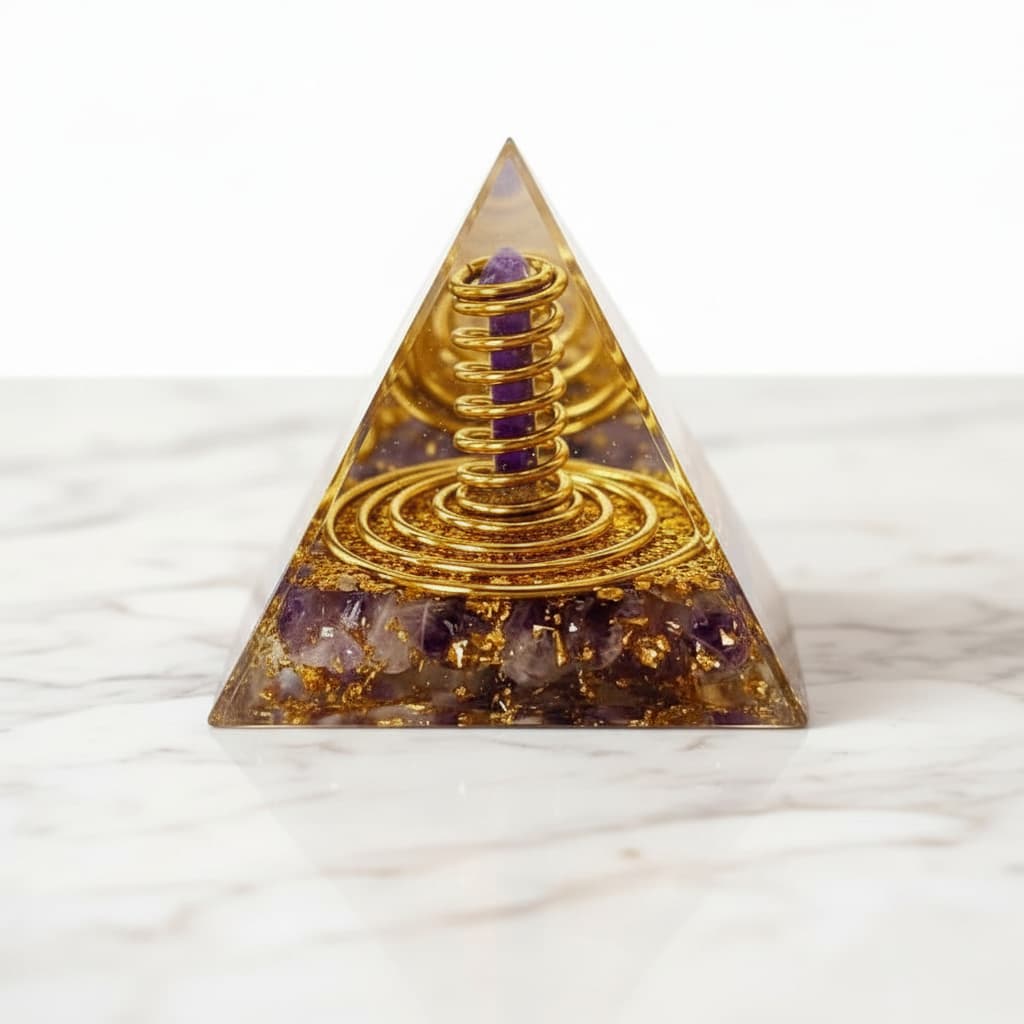 Orgonit Pyramide Amethyst - Geist & Seele CrystalScents