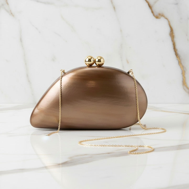 Clutch Perlmutt Braun – Highlight für festliche Looks CrystalScents