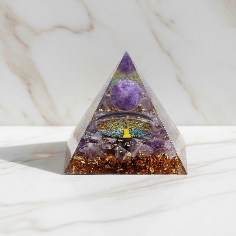 Amethyst Orgonit Pyramide - Klarheit & Intuition CrystalScents