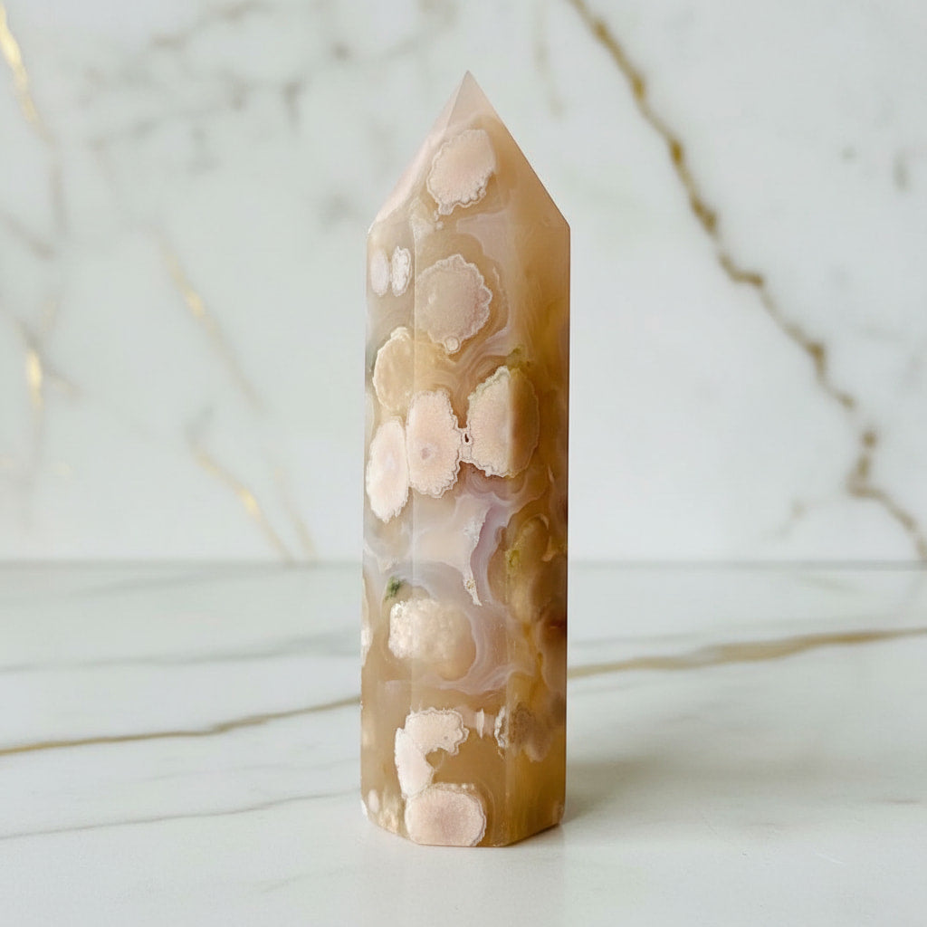 Achat Obelisk - in zarten Rosa-Tönen