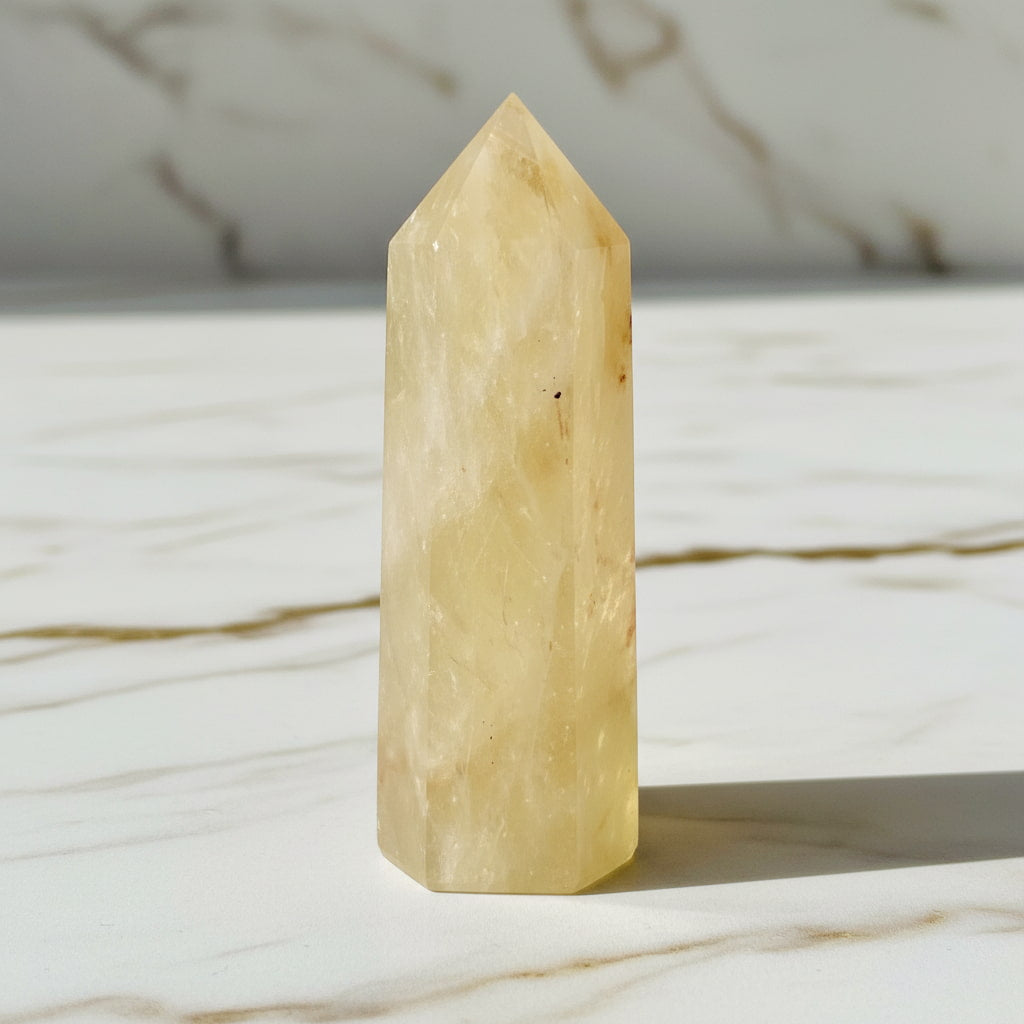 Mini Citrin Obelisk – Optimismus & Energie CrystalScents