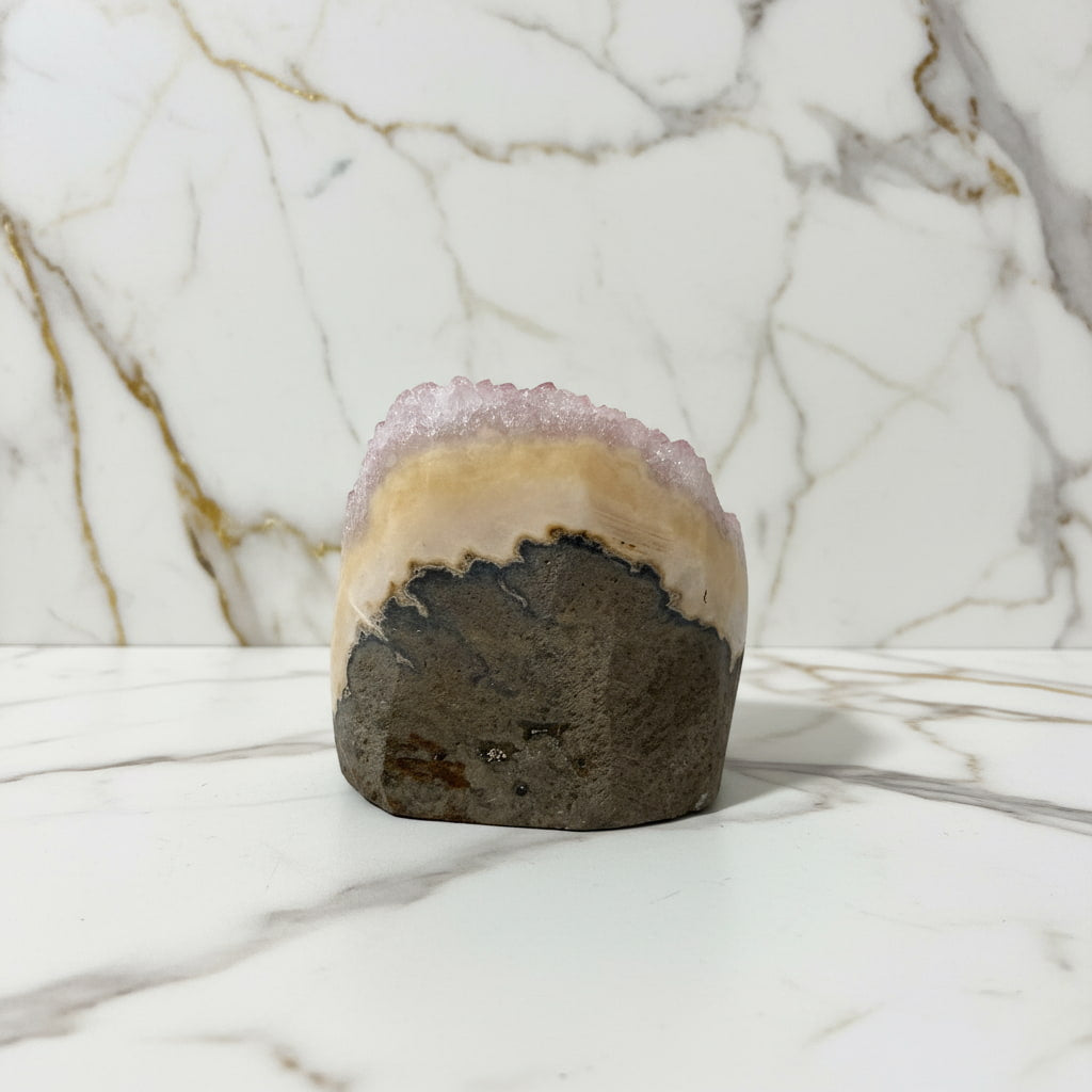 Amethystdruse rosa – Zarte Farbnuancen für Ruhe & Harmonie CrystalScents