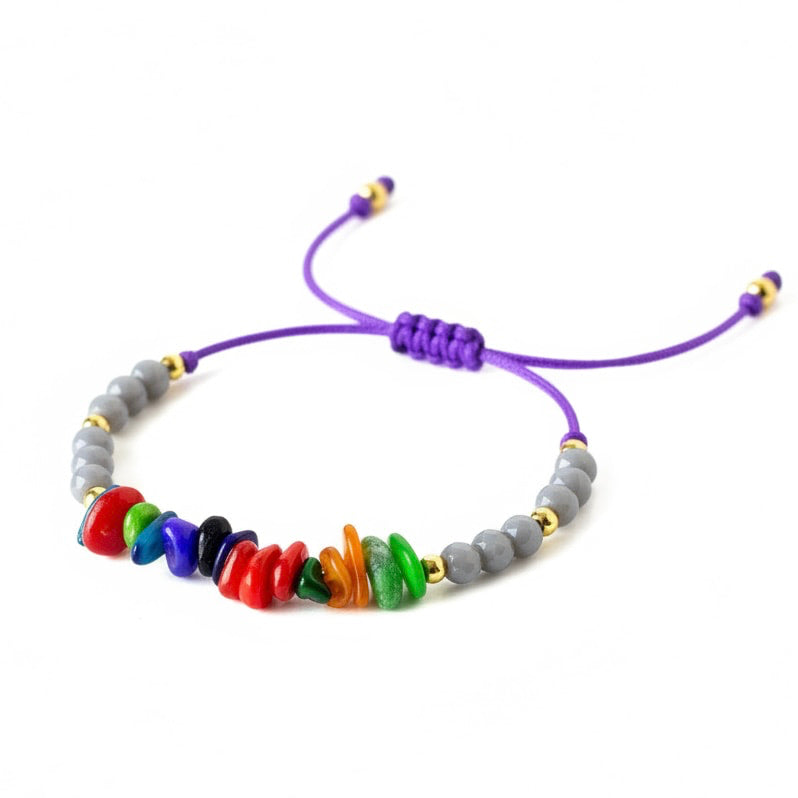 Schutzarmband mit bunten Muschelschalen