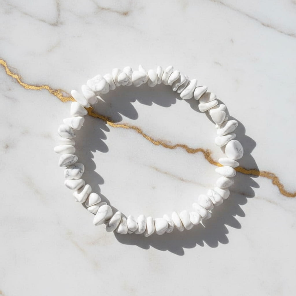 Howlit Splitterarmband – Lebendige Form für innere Ruhe CrystalScents