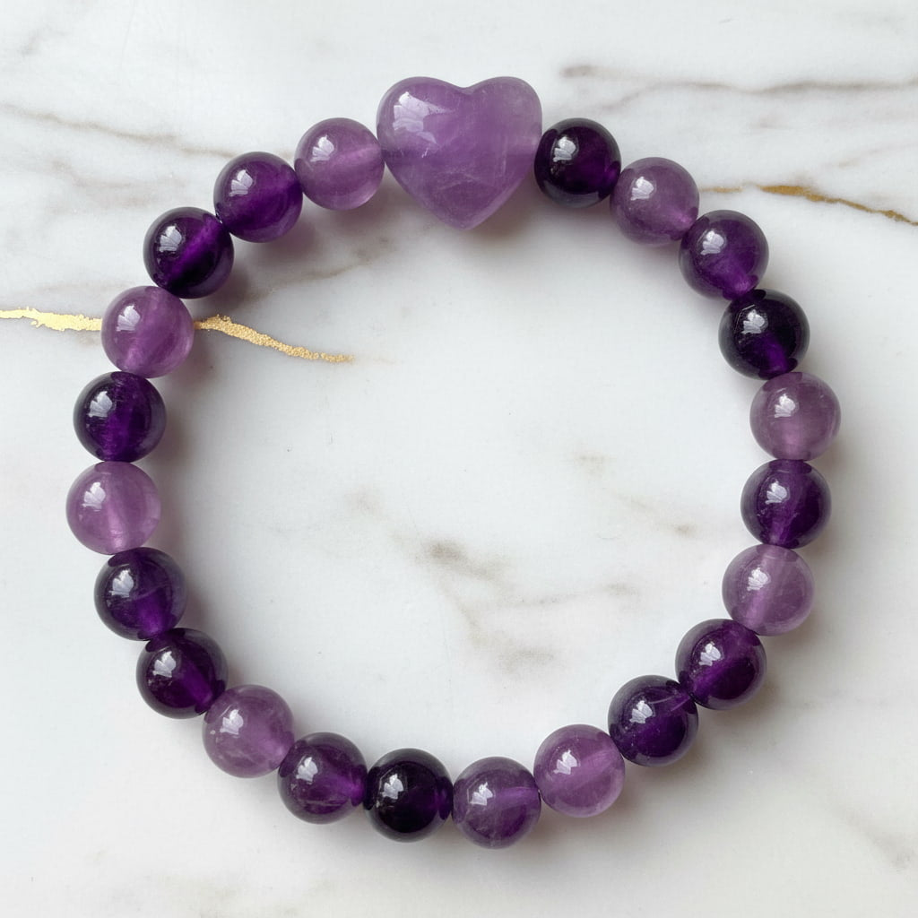 Amethyst Kugelarmband mit Herz – Liebe & Harmonie CrystalScents