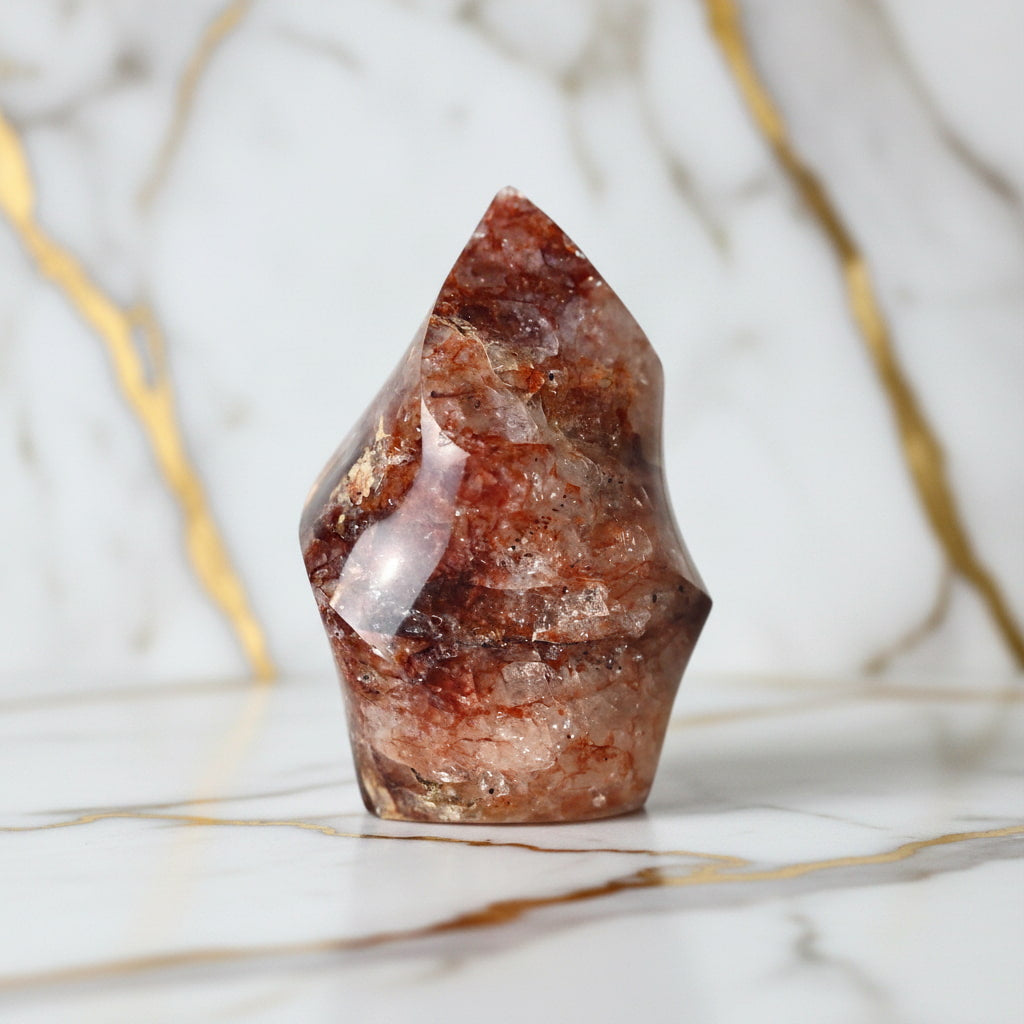 Feuerquarz Flamme – Kristallobjekt für dekorative Akzente CrystalScents