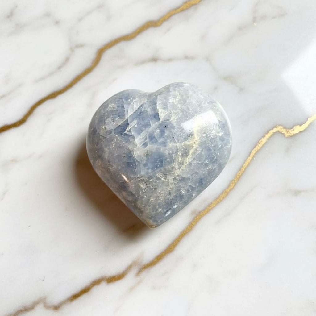 Celestit Herz –  Himmelblaue Ruhe