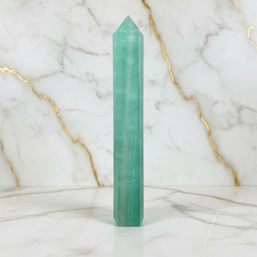 Fluorit Obelisk – Mut & Wirkung