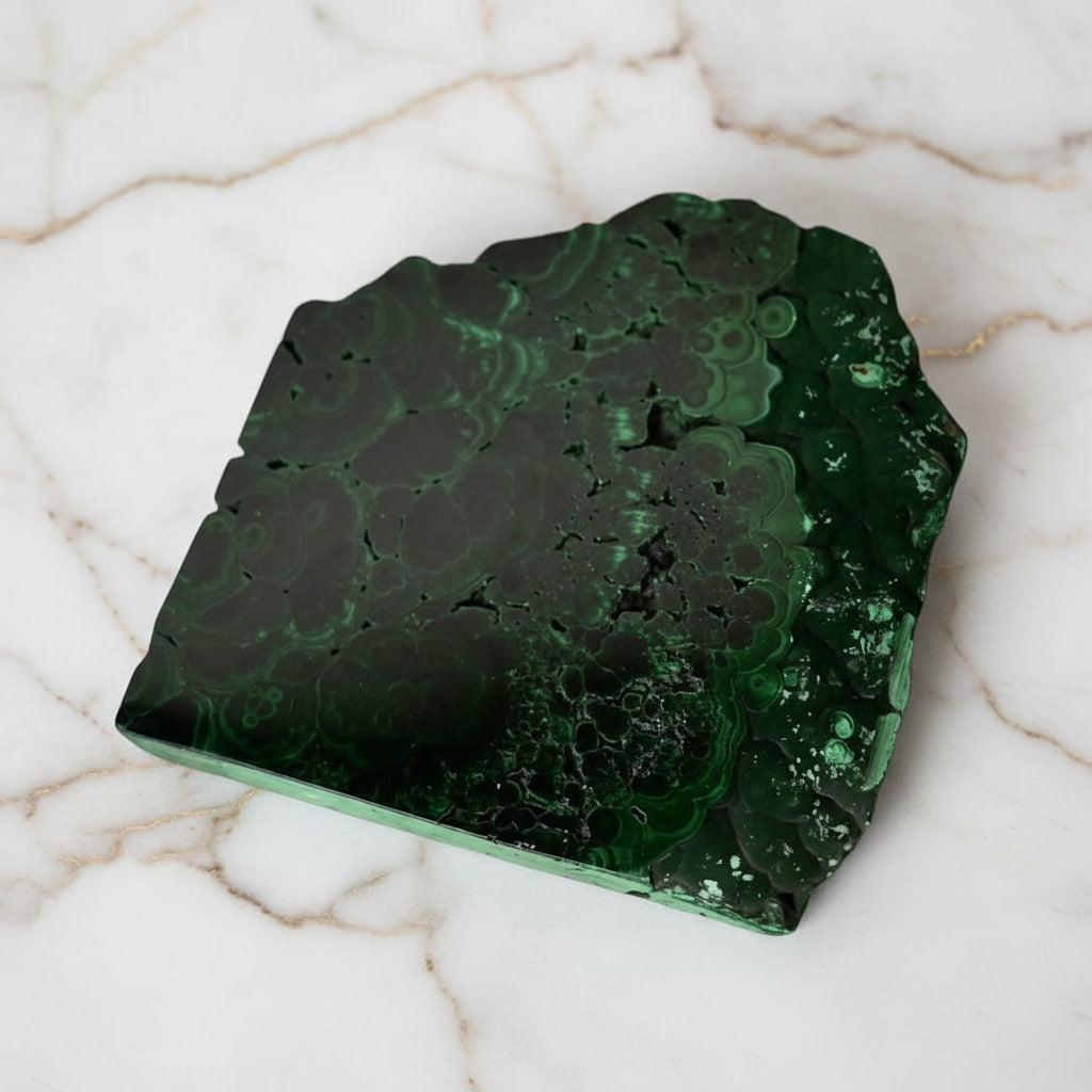 Malachit Scheibe – Eleganz & Schutz JETZT sichern CrystalScents