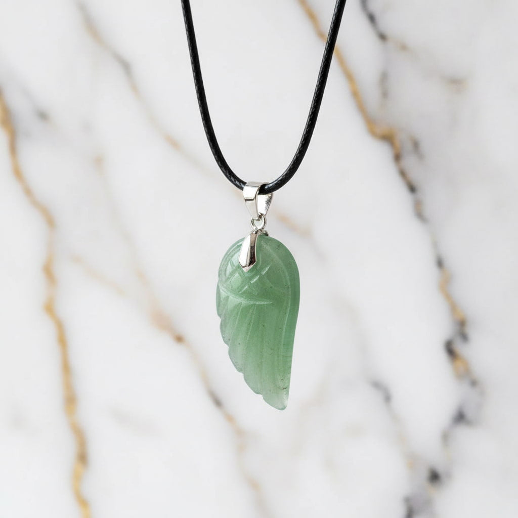 Aventurin Halskette - Flügel Anhänger CrystalScents