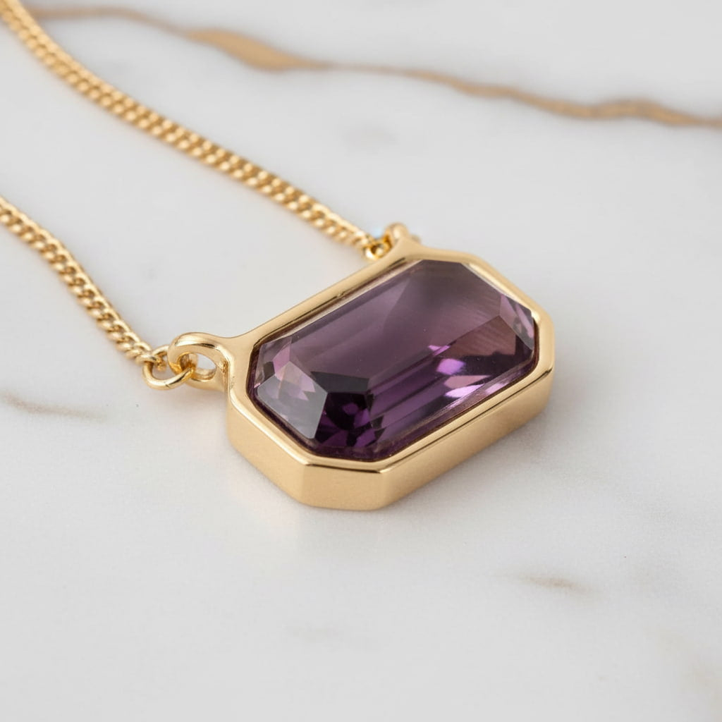 Amethyst Halskette – Harmonie & Ausstrahlung mit goldfarbener Kette CrystalScents