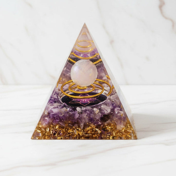 Amethyst Orgonit Pyramide - Klarheit & Inspiration CrystalScents
