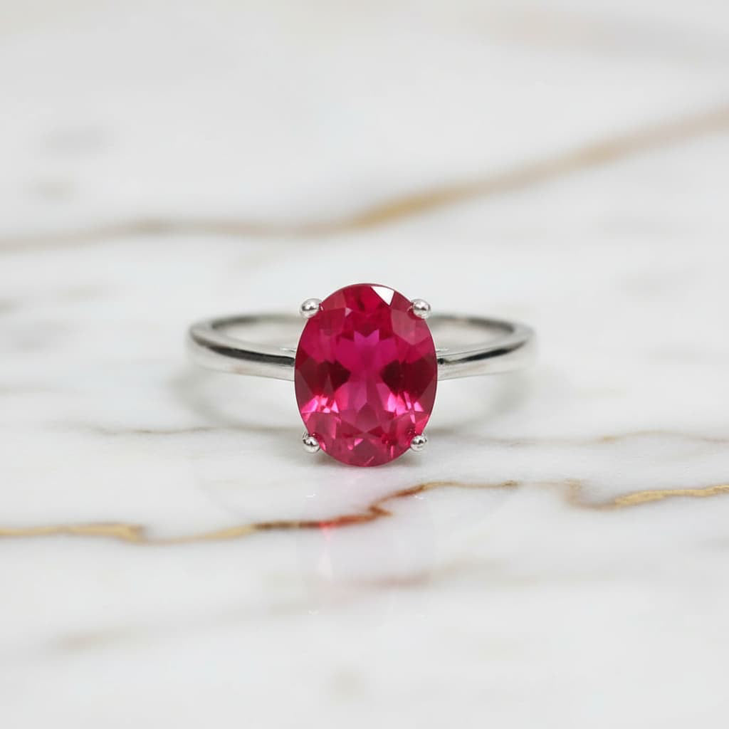 Rubin Ring in Silber – Zeitlose Leuchtkraft in kräftigem Rot CrystalScents