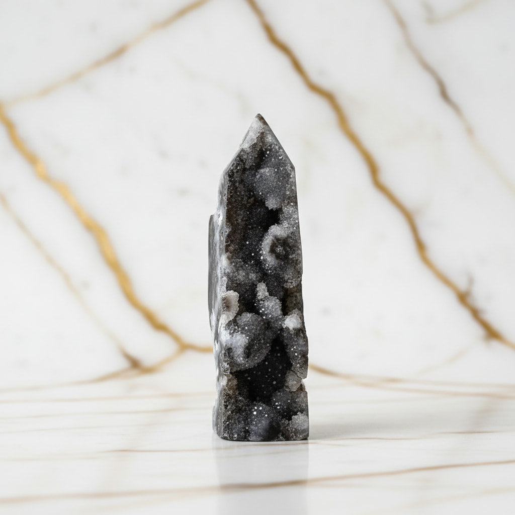Sphalerit Obelisk – Zentrierung & Balance JETZT sichern CrystalScents